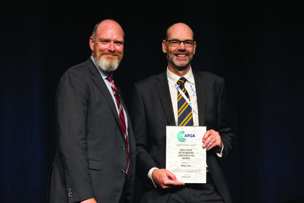 APGA CEO Steve Davies (left) and Peter Cox (right) at the APGA awards 2022.