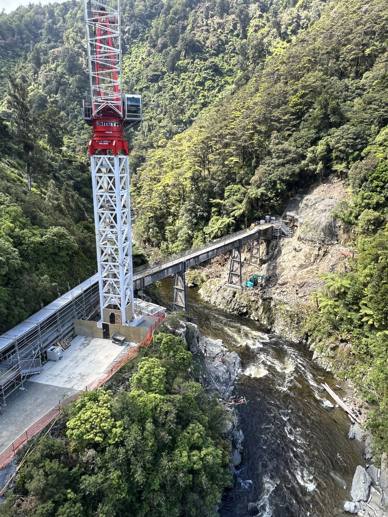 Kaitoke Pipe Bridge well underway - The Australian Pipeliner